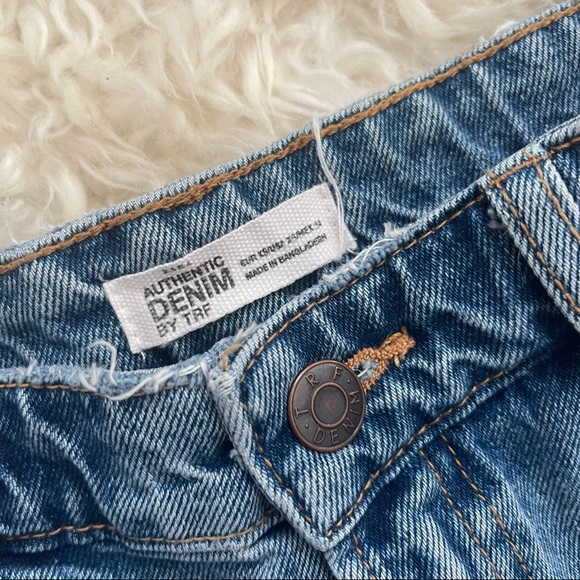 Zara - Denim Skirt - Picture 3 of 3